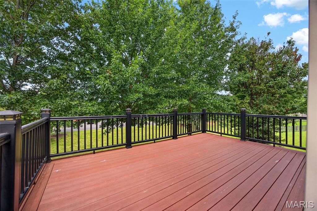 Peine Lake Estate - Residential