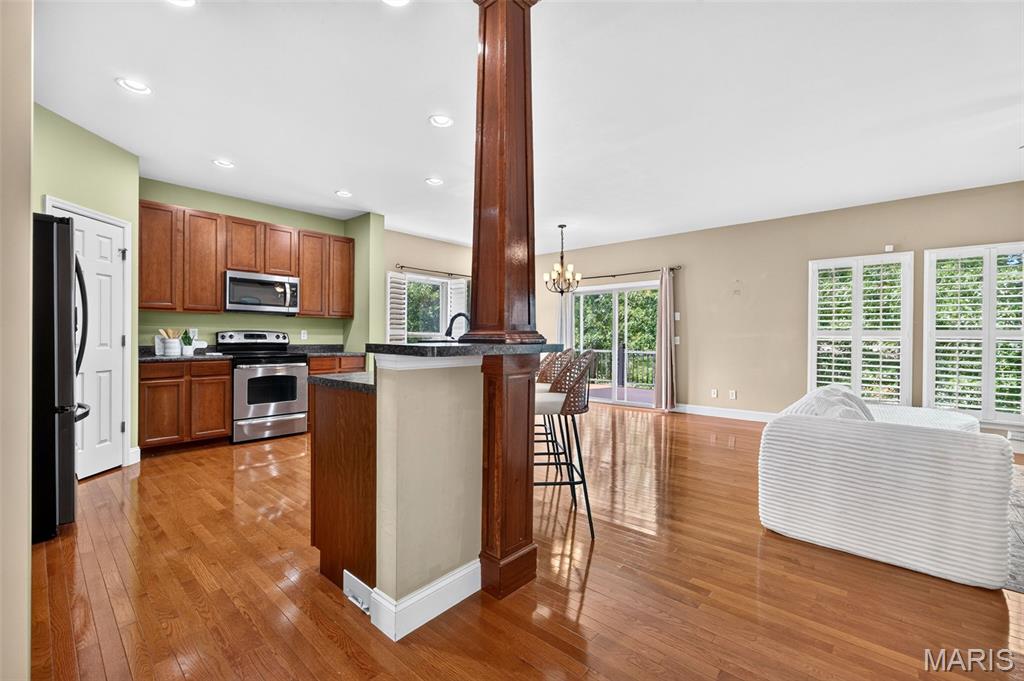 Peine Lake Estate - Residential