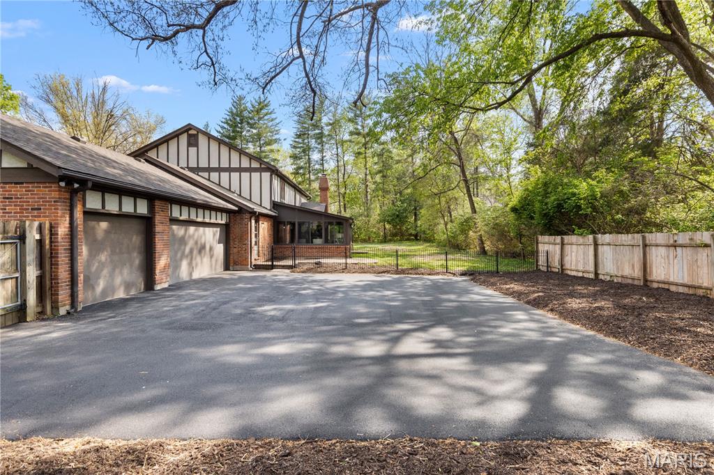 Pinehurst Estates - Residential