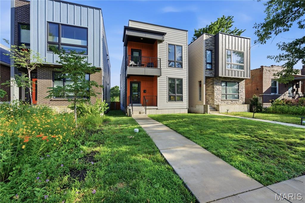 Laclede Race Course - Residential