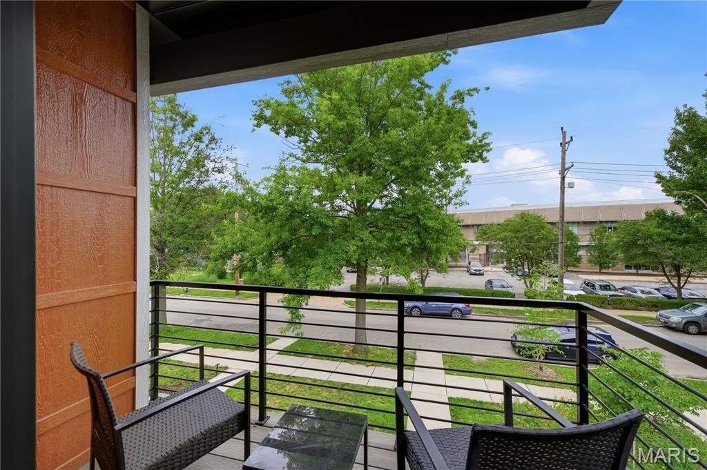 Laclede Race Course - Residential