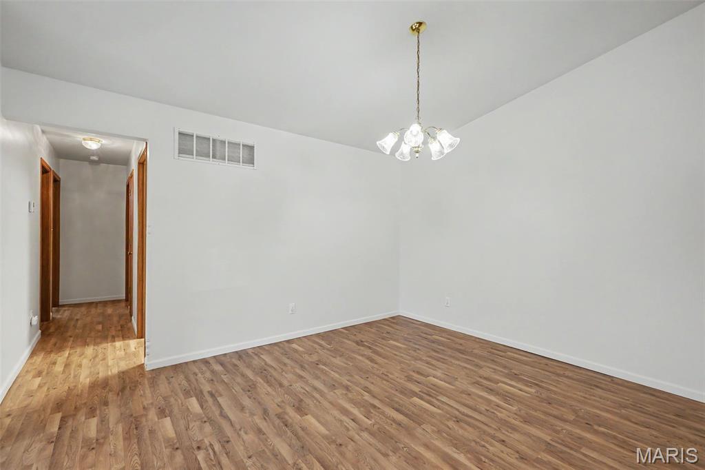 Parkway Manor - Residential