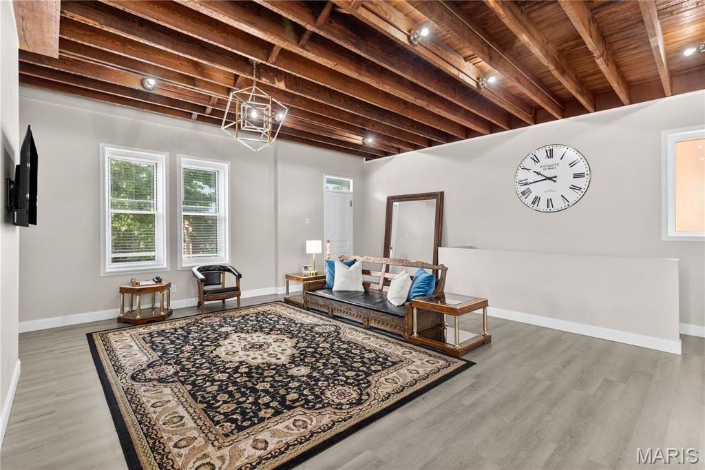 St Louis Commons Add - Residential Income
