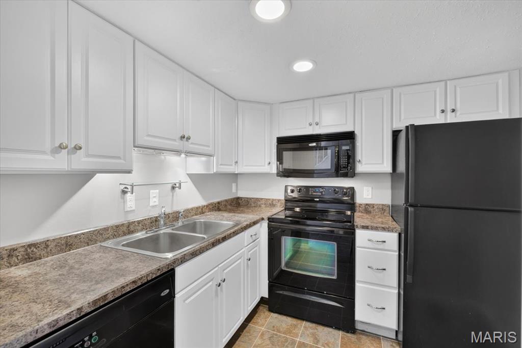Villas On Olive Condo - Residential
