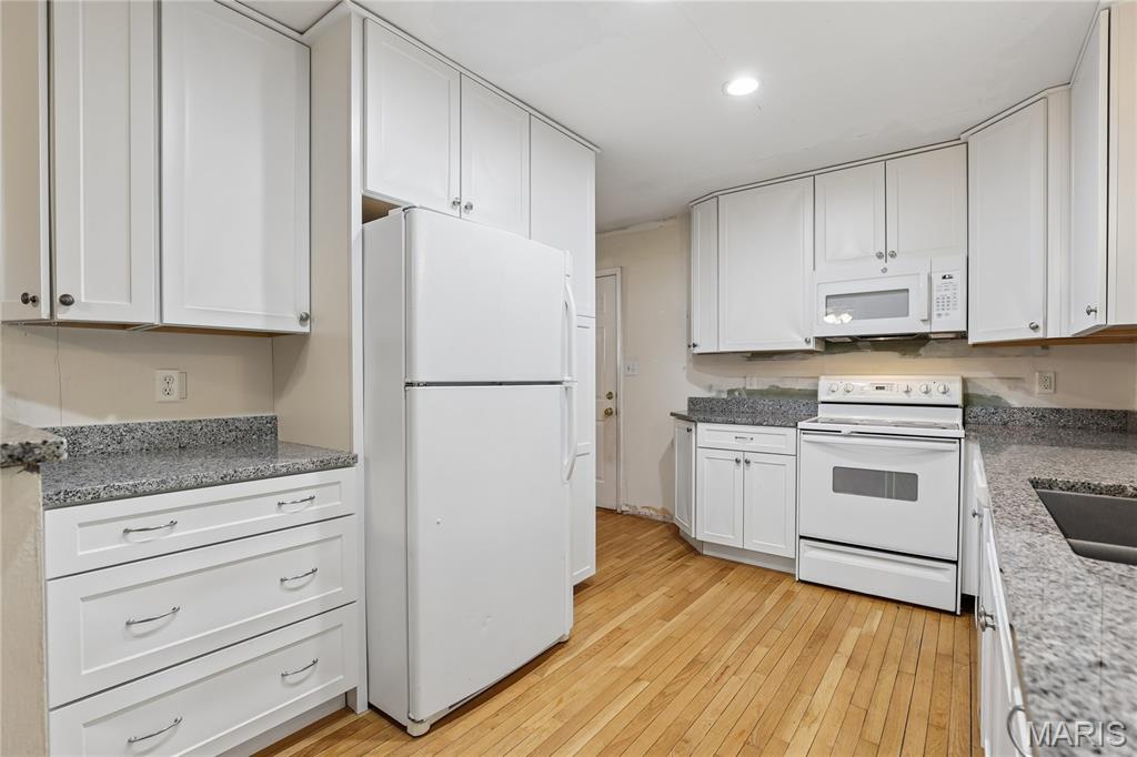 Westglen Village 4 - Residential