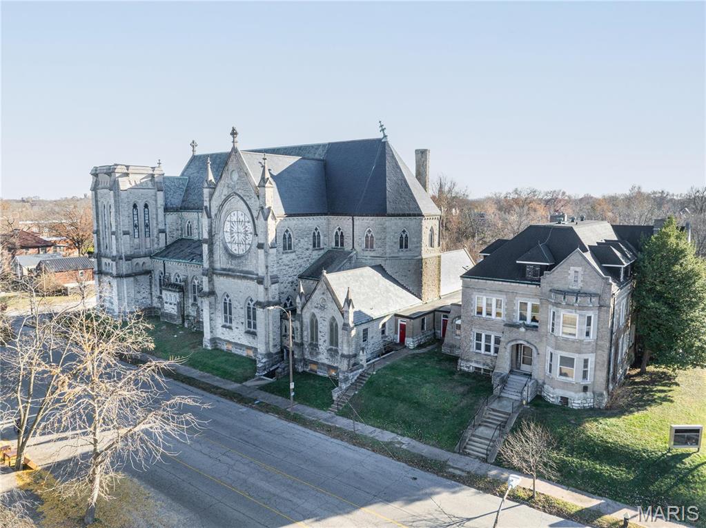 South Compton Hill - Commercial Sale