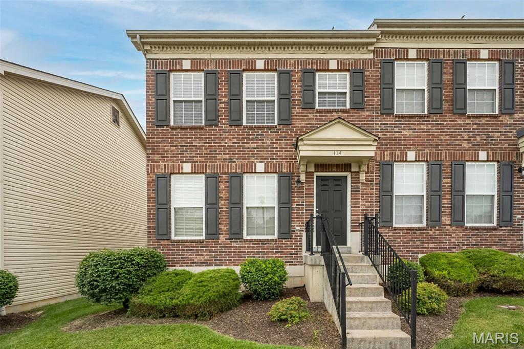 Willott Square - Residential Lease