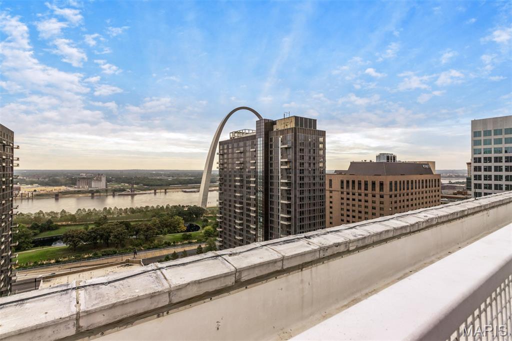 Marquette Bldg Second Resident - Residential