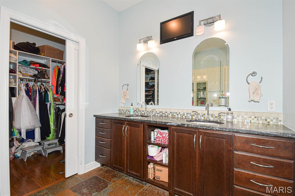 Davis Place - Residential Lease