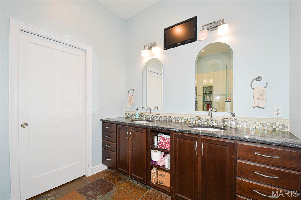 Davis Place - Residential Lease