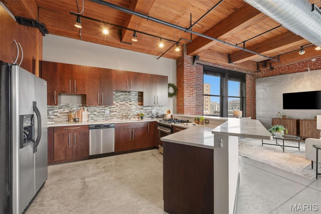 Dorsa Lofts Condo - Residential