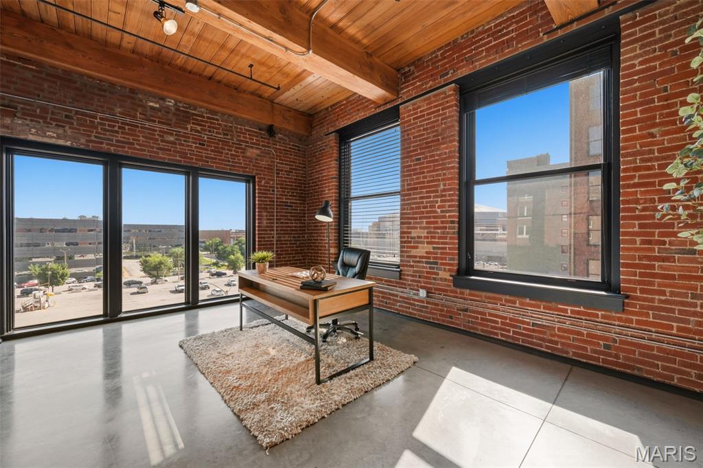 Dorsa Lofts Condo - Residential