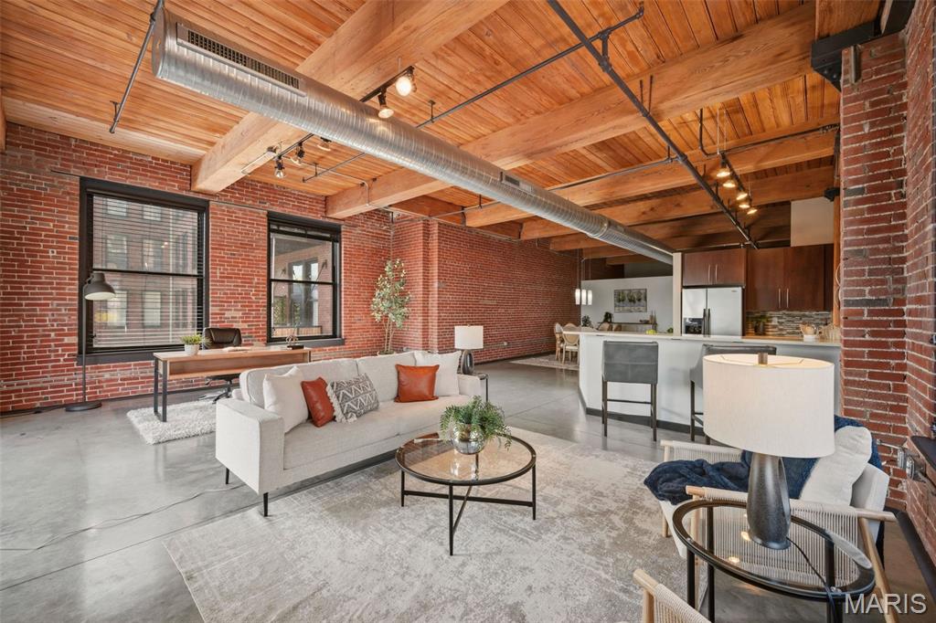 Dorsa Lofts Condo - Residential