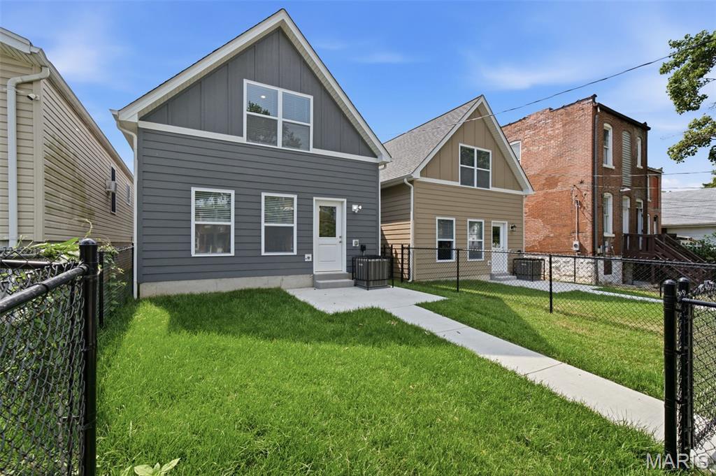 St Louis Commons Add - Residential