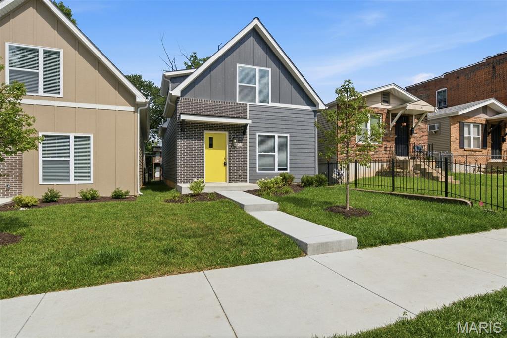 St Louis Commons Add - Residential