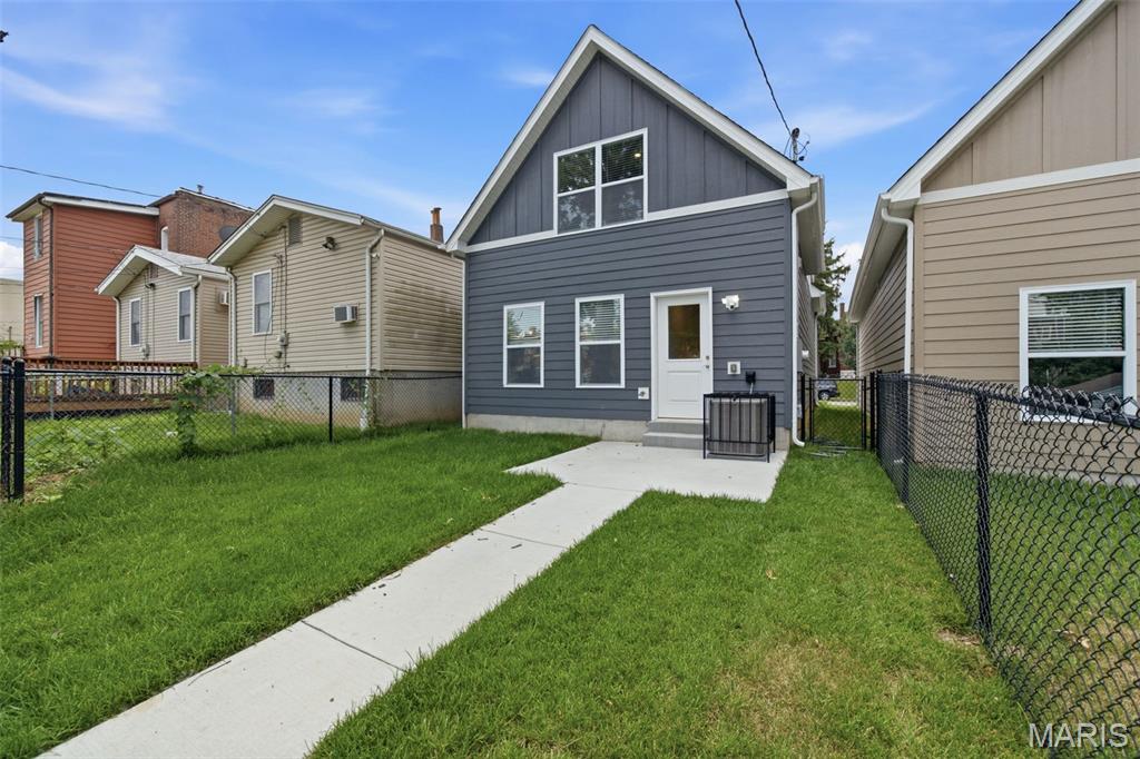 St Louis Commons Add - Residential