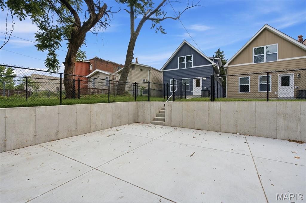 St Louis Commons Add - Residential