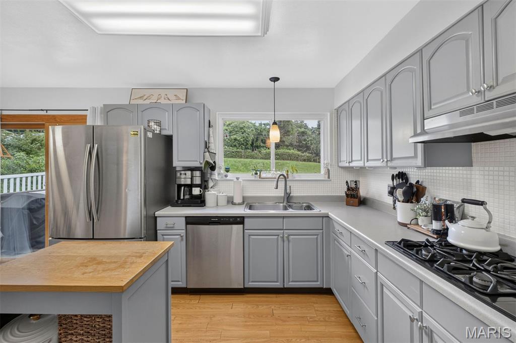 Westglen Estates 5 - Residential