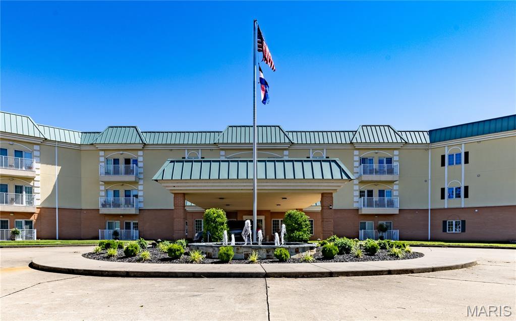 Welcome to the Maingate Condominiums in Sikeston where you will find a freshly painted 2 bedroom, 3 bath residence. At one-time a 3rd bedroom had been converted to a dining room creating an open floor plan. Need an office or third bedroom you can simply reconstruct the wall. The master suite has a CUSTOM walk in shower, a new double sink vanity as well as  one of the 3 new toilets in this beautiful residence. As you enter the open concept you will see a kitchen with NEW stainless steel appliances including the microwave, range, dishwasher and refrigerator. The kitchen is capped off with plenty of cabinet storage and beautiful granite countertops. Amenities include , library, meeting/gathering room with a kitchen. Stay in shape with an exercise room, pool, tennis courts, walking path or playing with your dog in the dog park. Living made easy at the Maingate Condos. HOA 457/month & Assessment Fee 250 biannually. Take notice of the price for sq. ft. @ approximately 125 a square foot.
