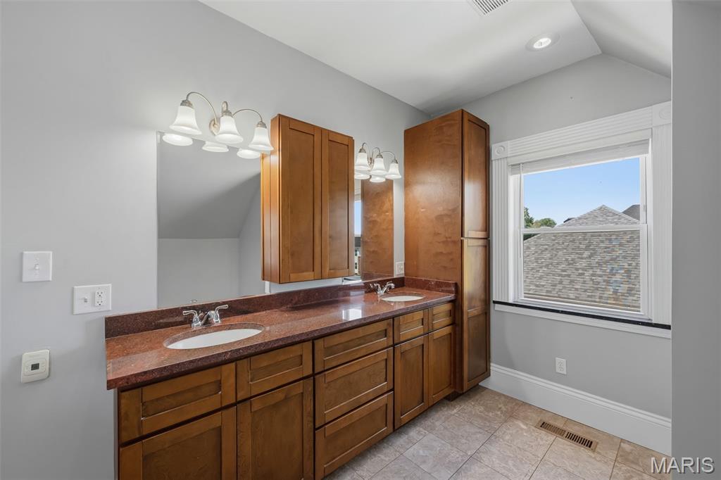 Clemens Place - Residential