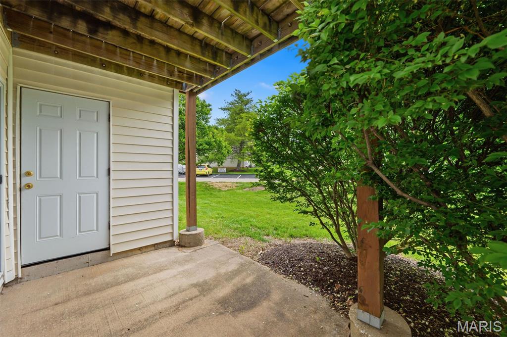 River Oaks Estates Four Condo - Residential