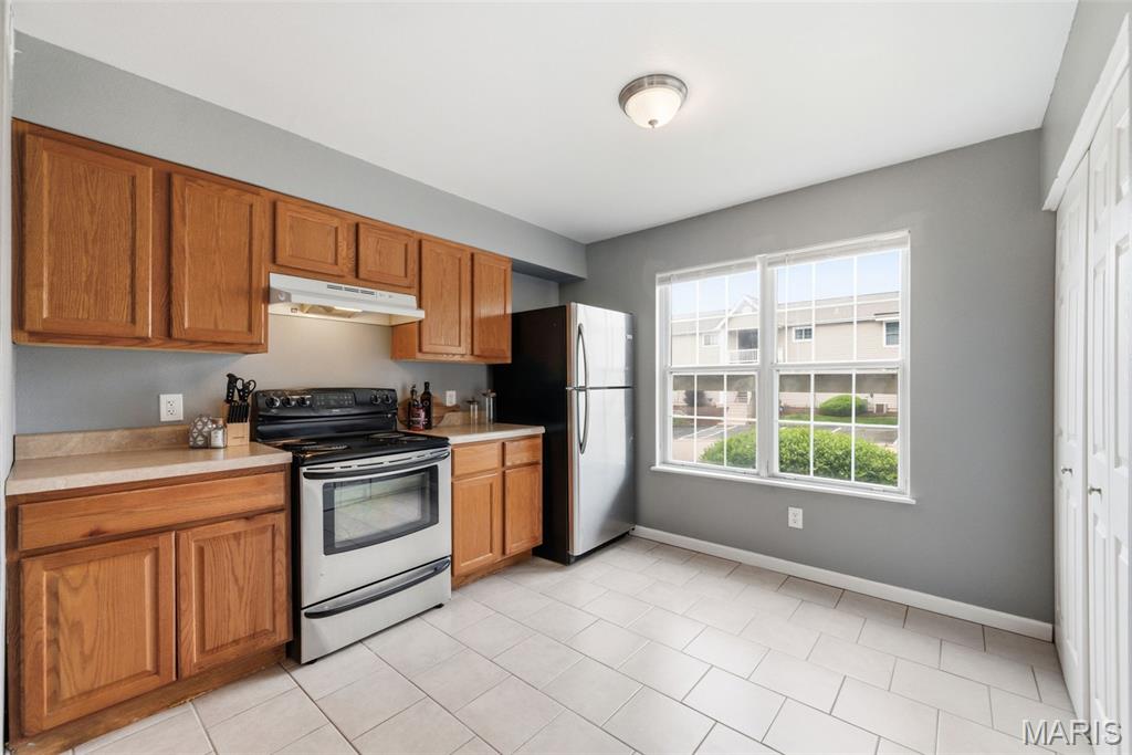 River Oaks Estates Four Condo - Residential