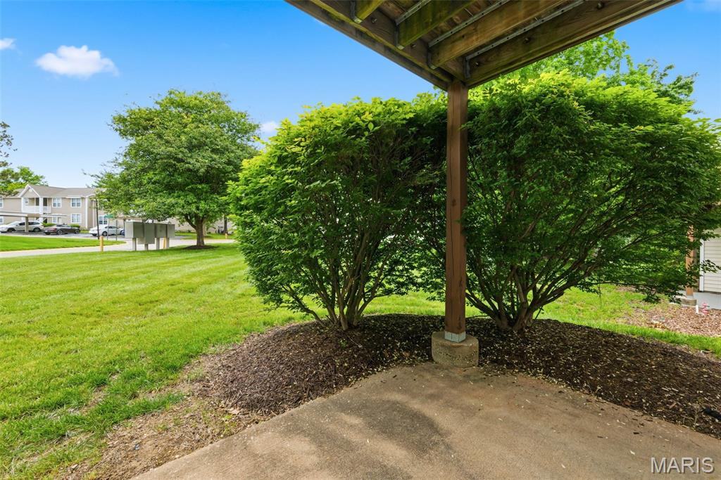 River Oaks Estates Four Condo - Residential