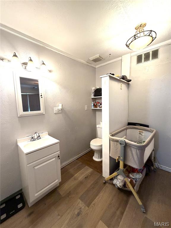 Pollocks Add - Residential