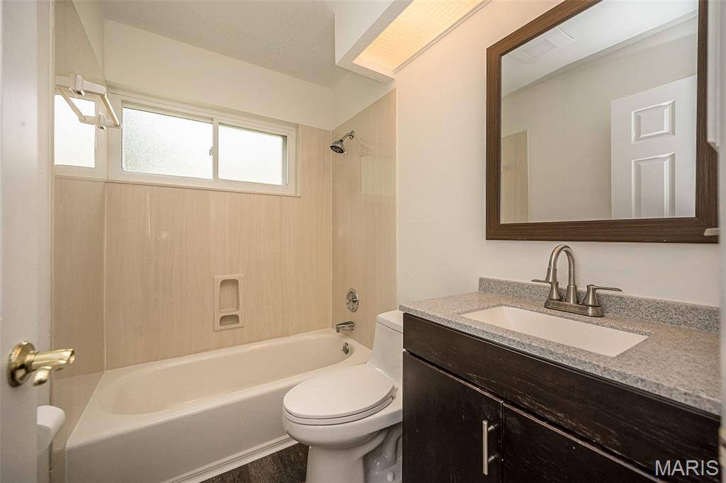 Country Lane Woods Second Add - Residential