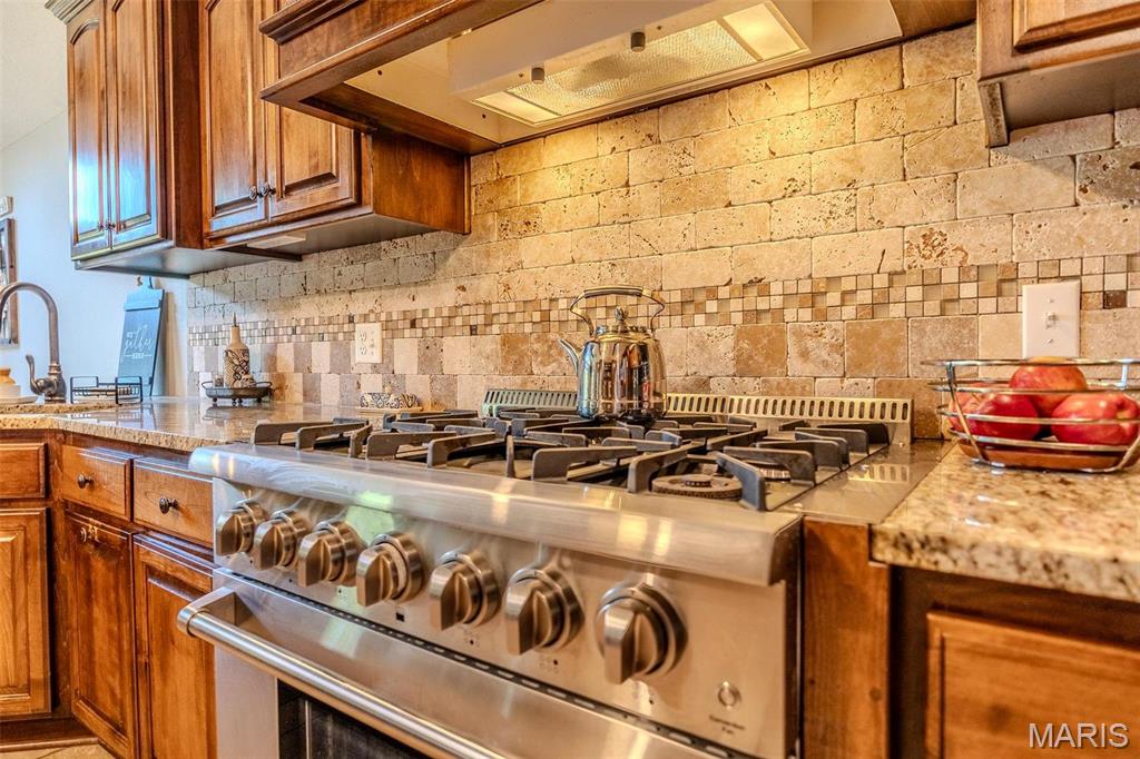 CASTLE ROCK ESTATES - Residential