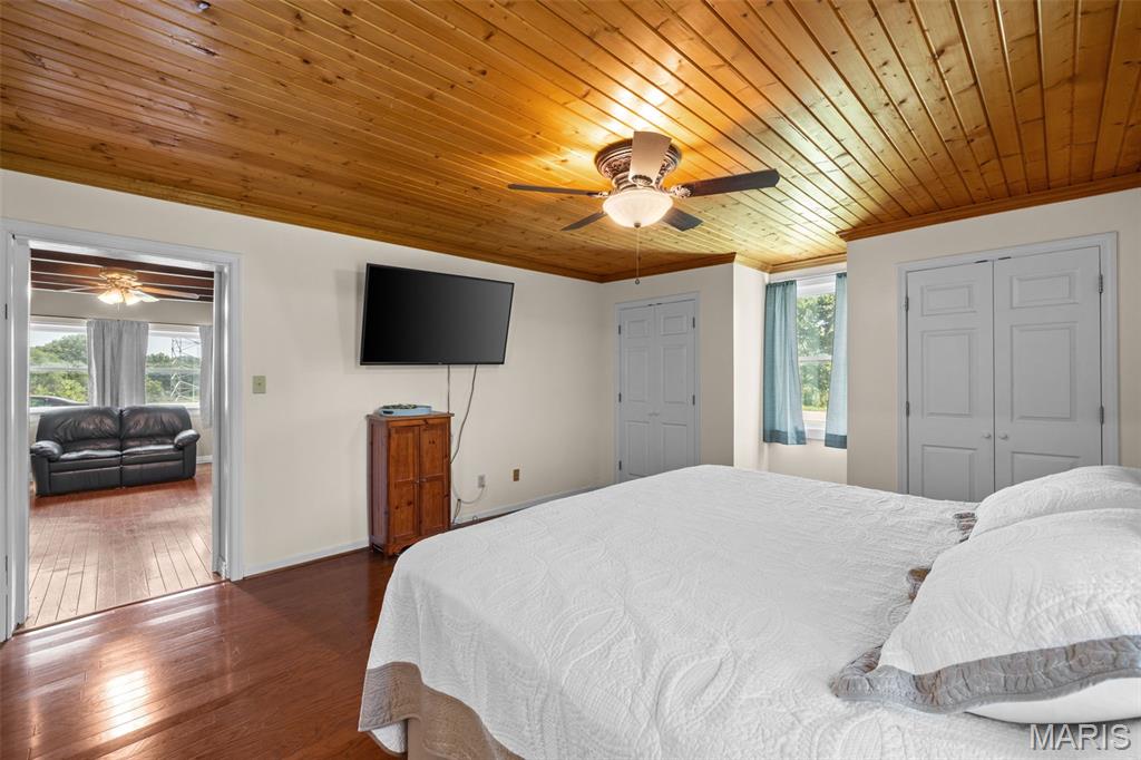 Whispering Winds - Residential