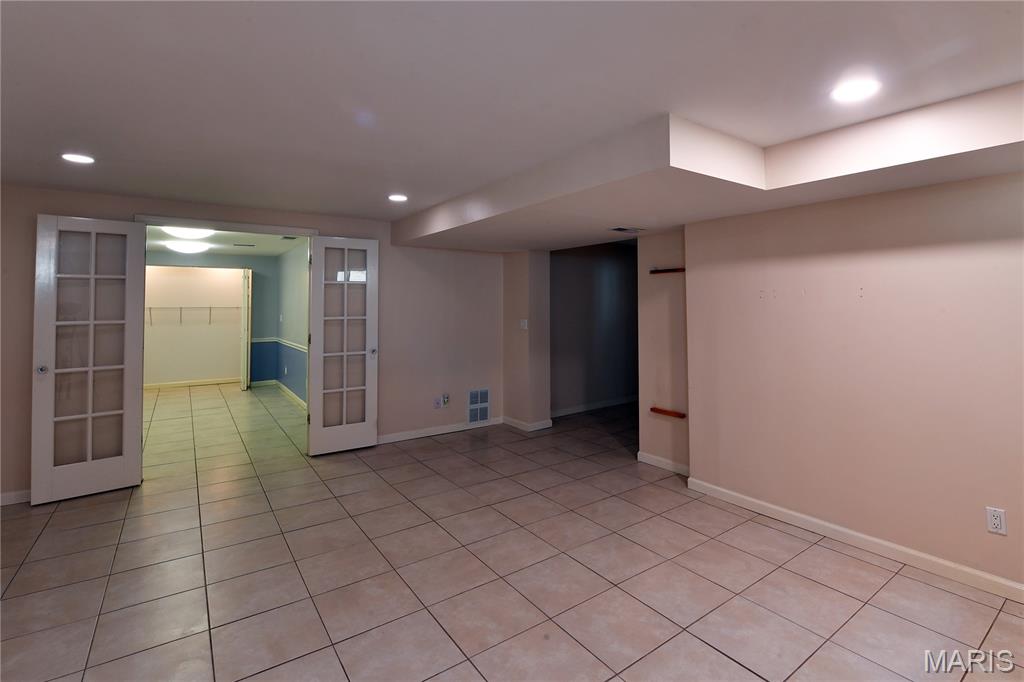 Villages Of Remington Oaks One - Residential Lease