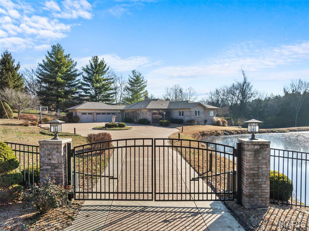 Country Club Heights - Residential