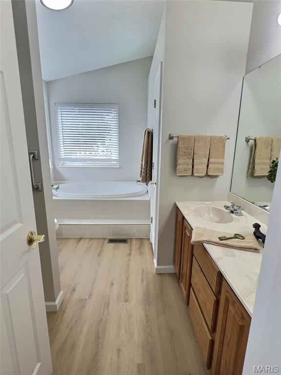 Country Crossing Manor - Residential