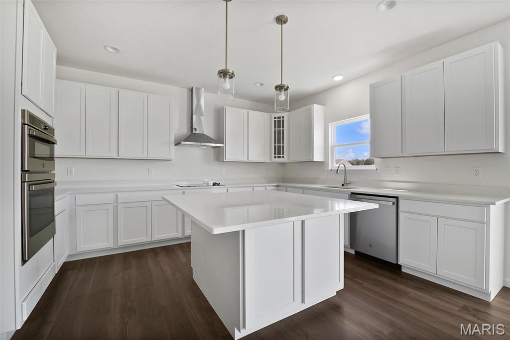 Louiselle Park Manors 8 - Residential