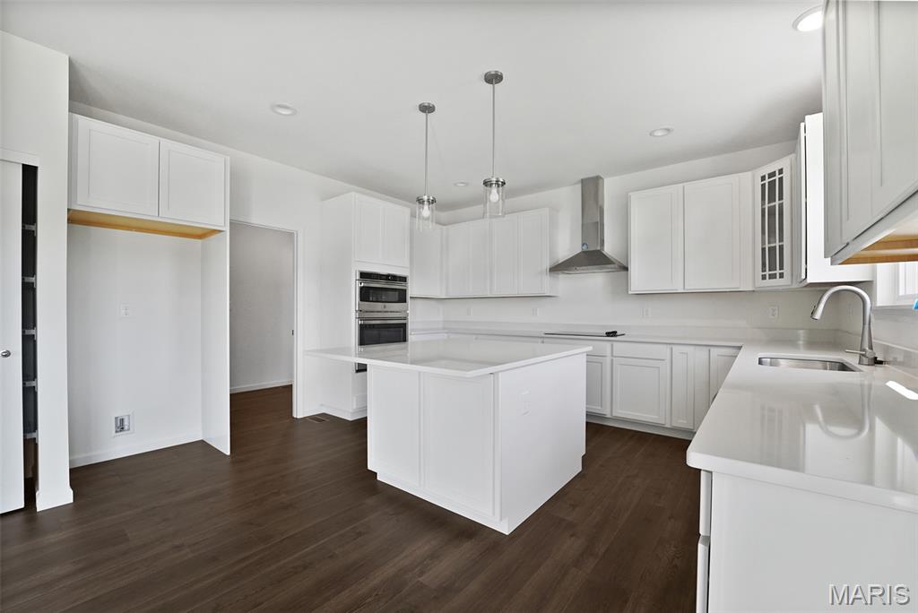 Louiselle Park Manors 8 - Residential
