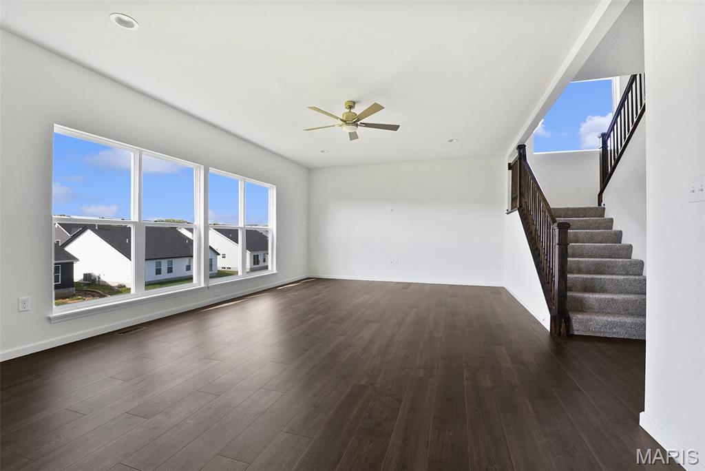 Louiselle Park Manors 8 - Residential