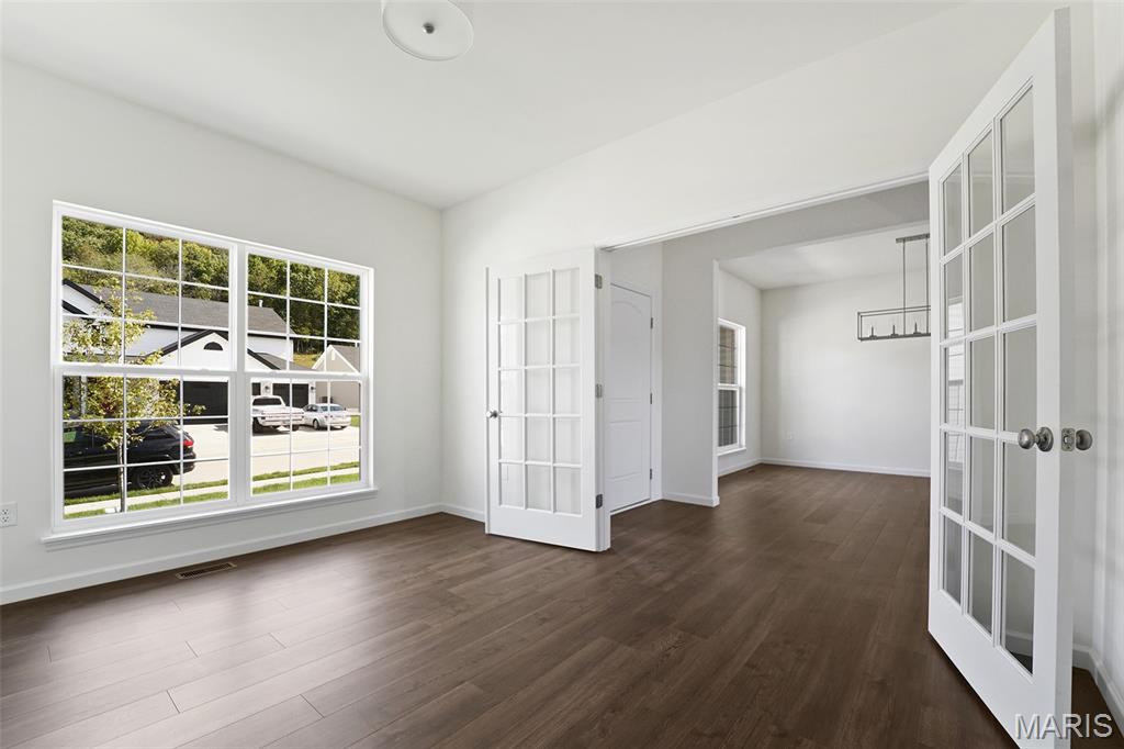 Louiselle Park Manors 8 - Residential