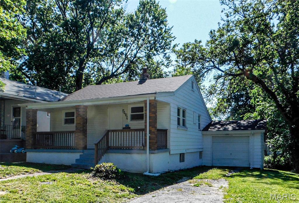 West Walnut Manor - Residential Lease