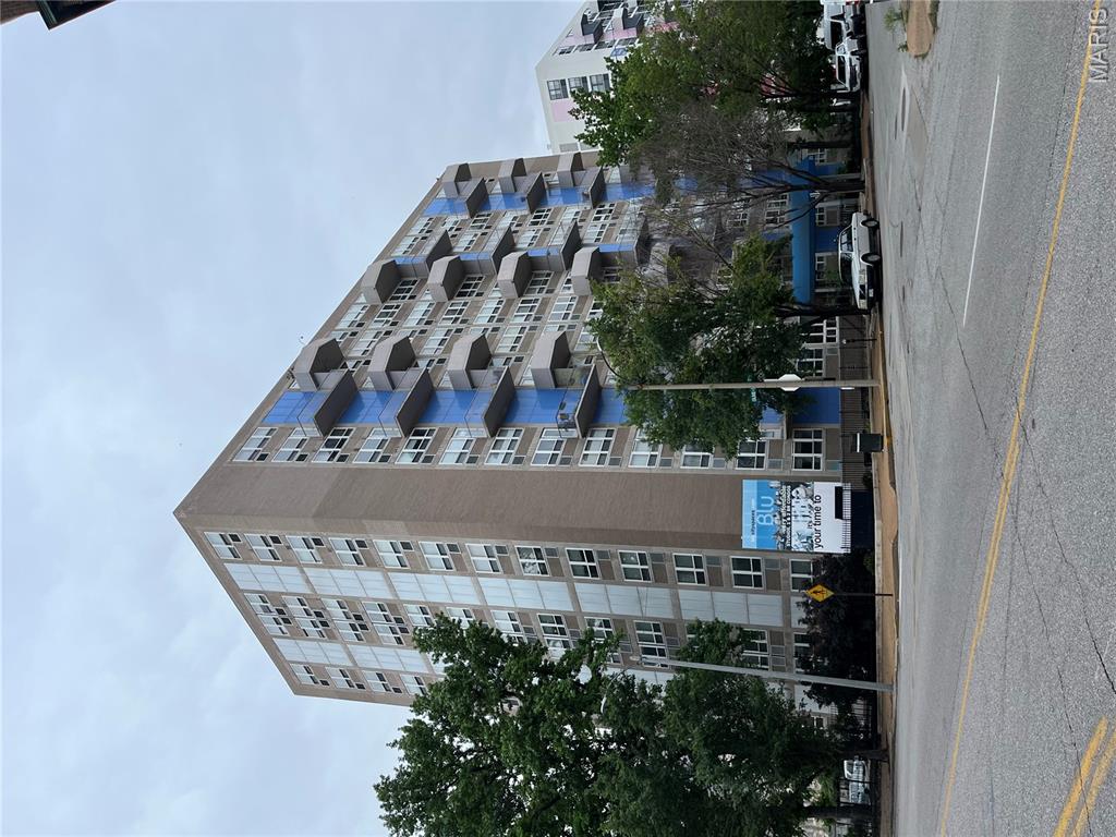 Blu Condos - Residential
