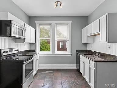 Nicholsons Compton Hill Add - Residential Income