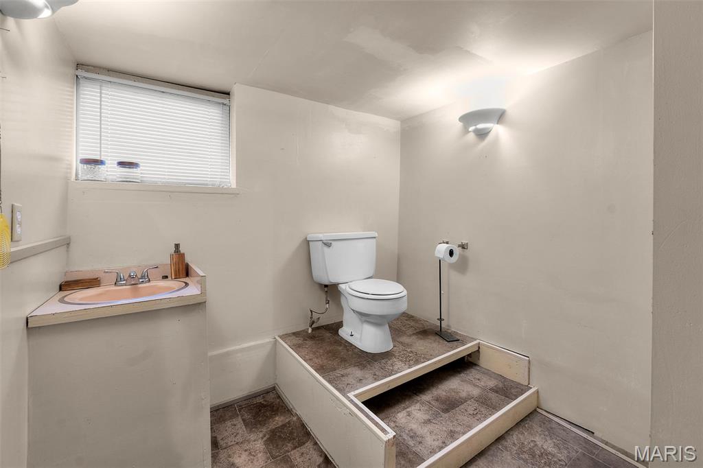 West End Place 2nd Add - Residential