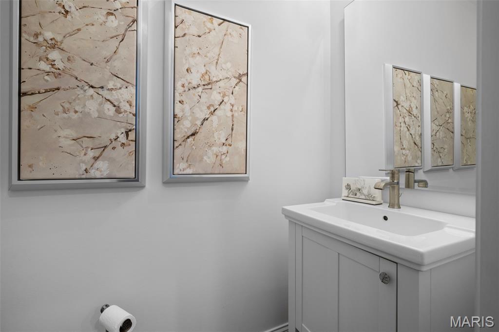 Arbors At Summit - Residential