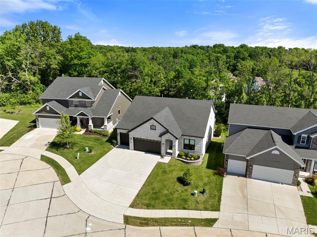 Arbors At Summit - Residential