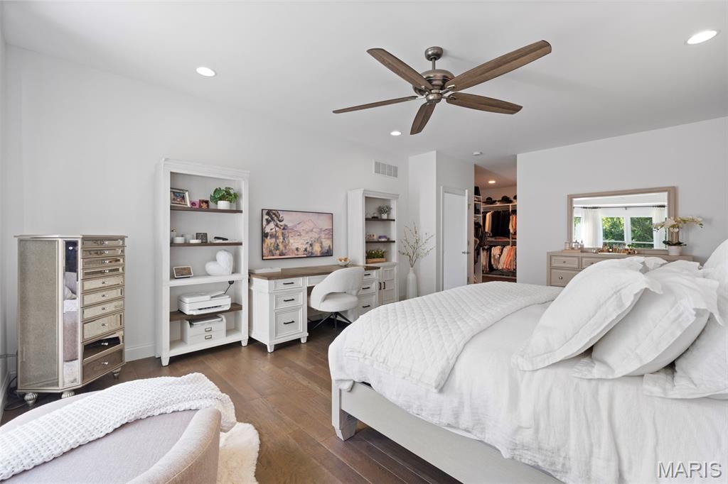 Arbors At Summit - Residential