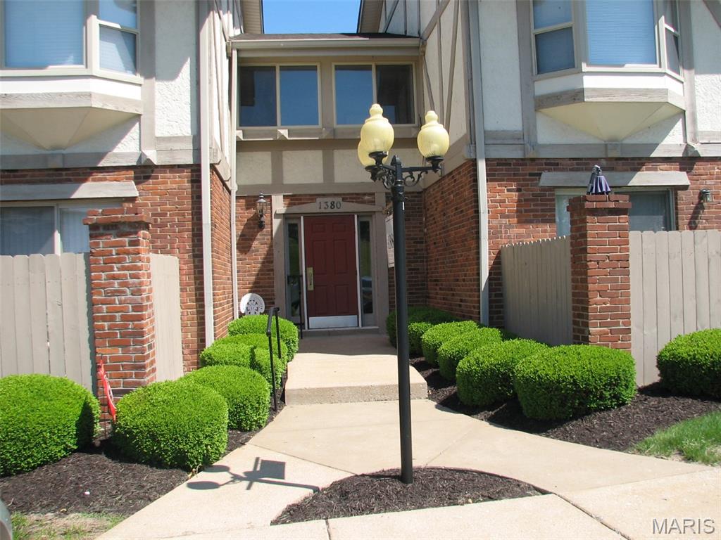 Queen Anne Condo - Residential Lease