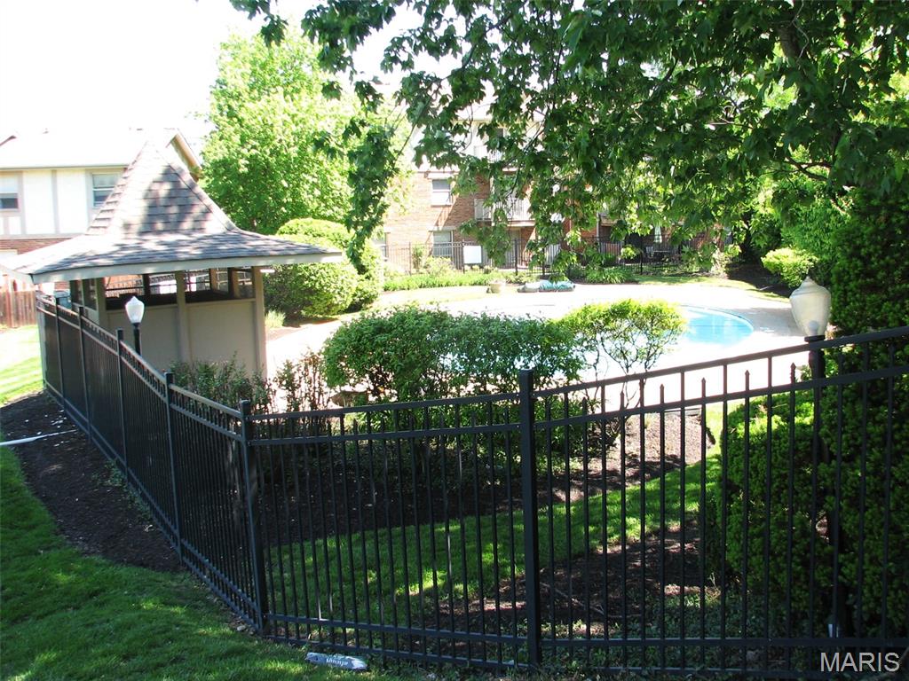 Queen Anne Condo - Residential Lease