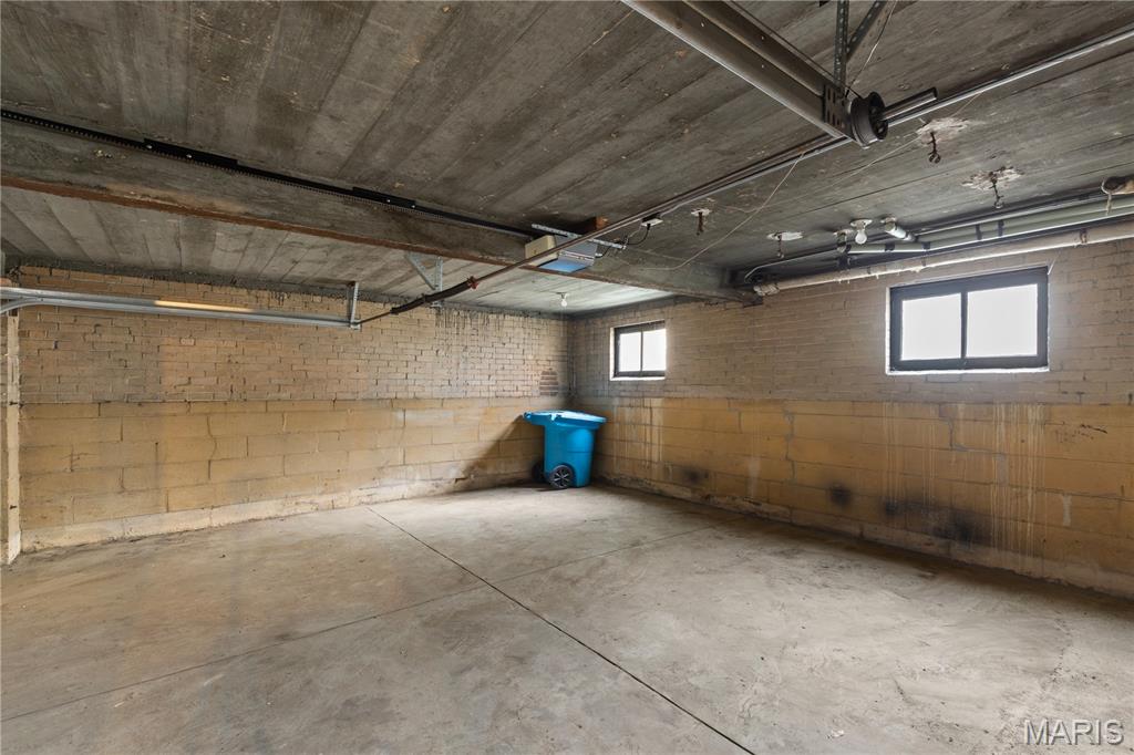 University Park - Residential Income