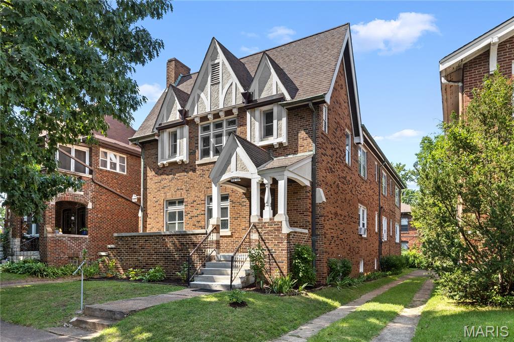 University Park - Residential Income