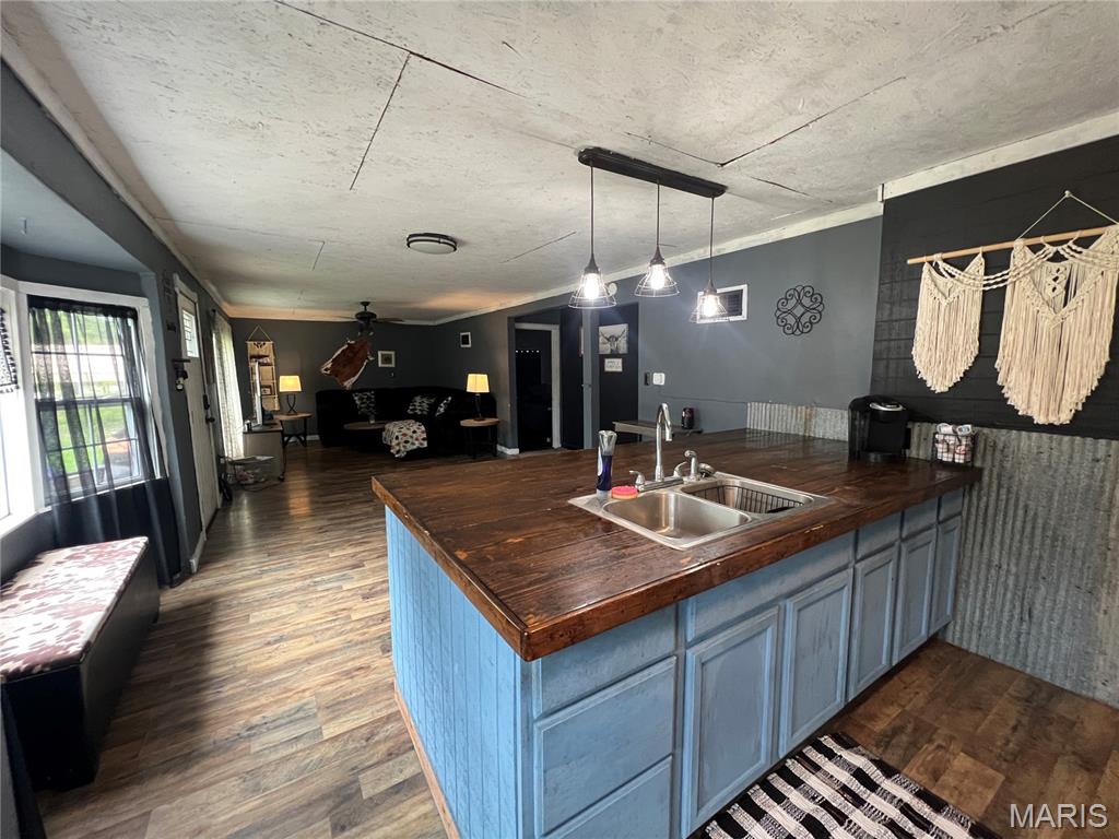 Blk 3lynnwood Add - Residential